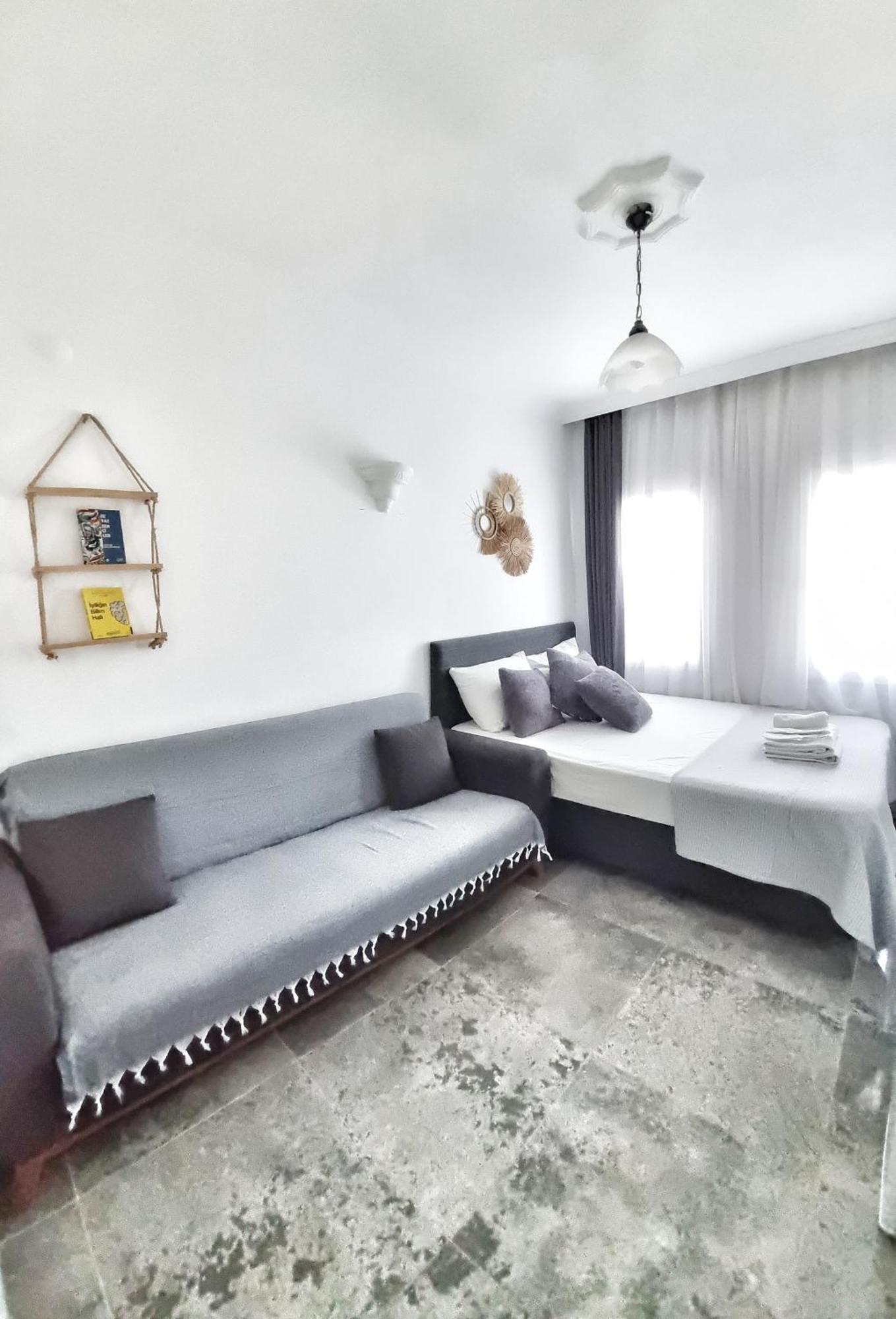 Merkez Kumsal Pansiyon Бодрум Номер фото
